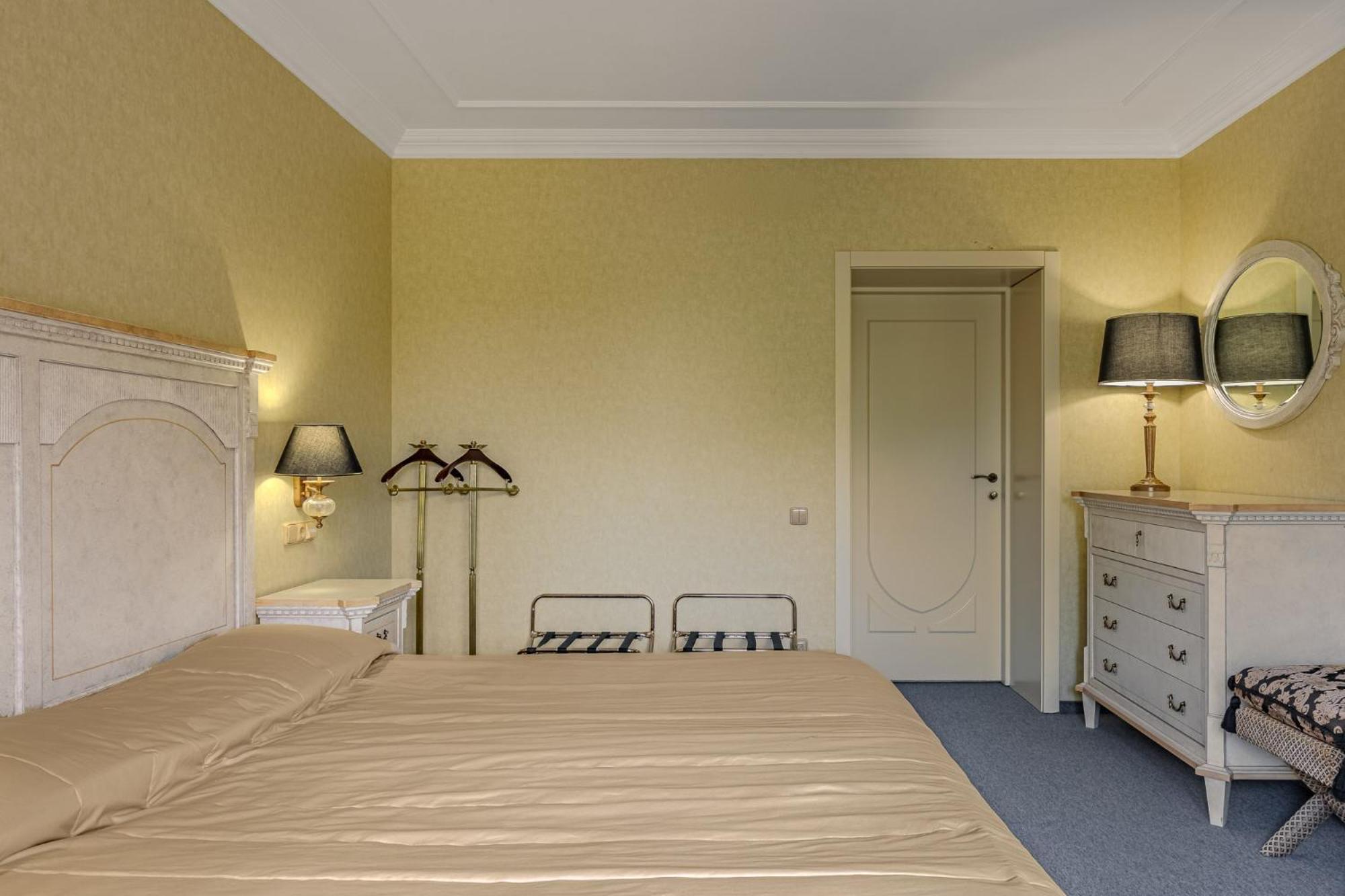 Готель Edelweiss 3*